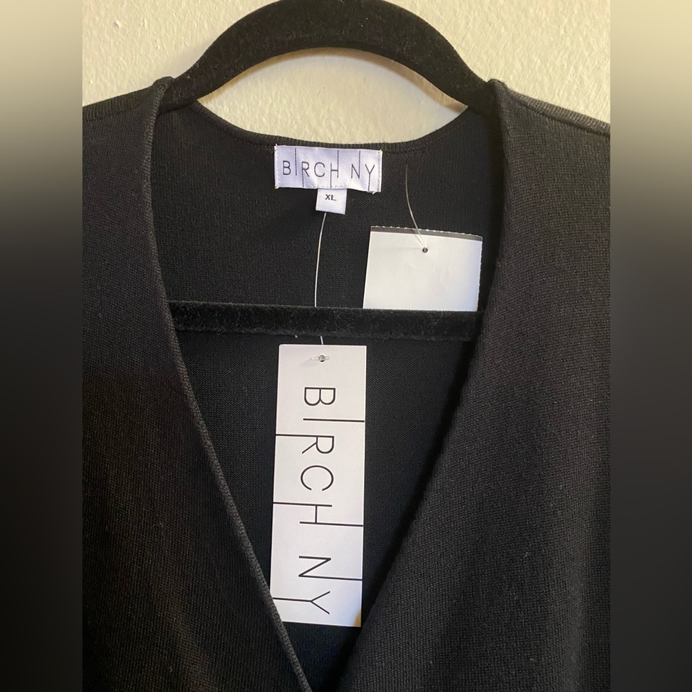 BIRCH NY Black V-Neck Wrap Style Dress
NWT
PTP-21
L-40
*Marked Down - Picture 3 of 7